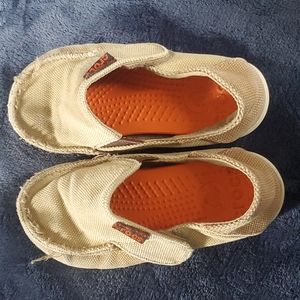 Croc canvas shoes size 12 13 kids